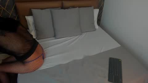 Snapshot of isidel79 chatting on December 2025 12:35:02 PM isidel79 online show from December 2025 12:35:02 PM