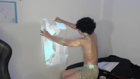 Snapshot of isidroglasc chatting on March 2025 03:59:02 AM Isidro online show from March 2025 03:59:02 AM