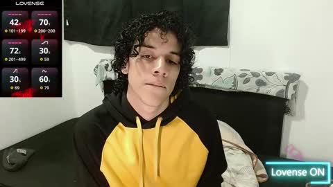 Snapshot of isidroglasc chatting on October 2025 03:14:02 AM Isidro online show from October 2025 03:14:02 AM