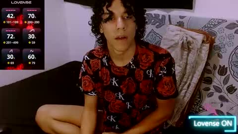 Snapshot of isidroglasc chatting on November 2025 11:14:02 PM Isidro online show from November 2025 11:14:02 PM