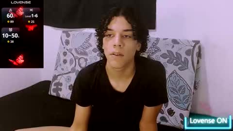 Snapshot of isidroglasc chatting on November 2025 10:52:02 PM Isidro online show from November 2025 10:52:02 PM