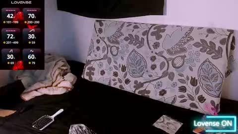 Snapshot of isidroglasc chatting on November 2025 10:41:01 PM Isidro online show from November 2025 10:41:01 PM