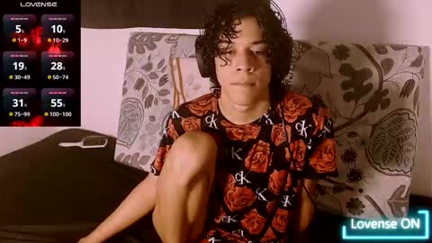 Snapshot of isidroglasc chatting on November 2025 12:42:01 AM Isidro online show from November 2025 12:42:01 AM