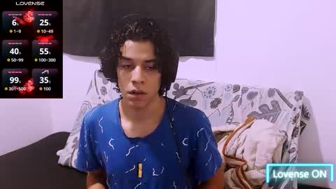 Snapshot of isidroglasc chatting on December 2025 05:27:02 AM Isidro online show from December 2025 05:27:02 AM