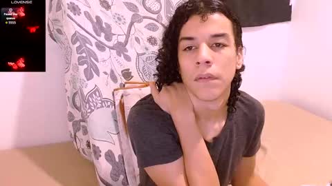 Snapshot of isidroglasc chatting on February 2026 09:18:02 PM Isidro online show from February 2026 09:18:02 PM