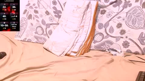 Snapshot of isidroglasc chatting on April 2026 11:26:01 PM Isidro online show from April 2026 11:26:01 PM