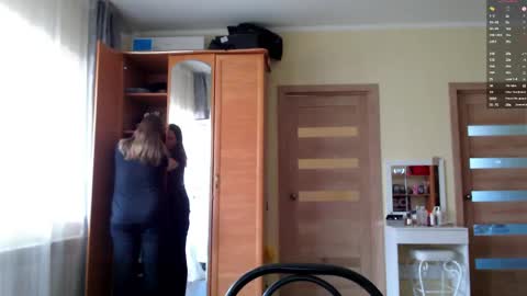 isingle_mom online show from April 2026 05:54:01 AM