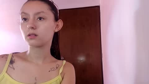 Snapshot of isis1012 chatting on September 2025 05:23:01 PM isa online show from September 2025 05:23:01 PM