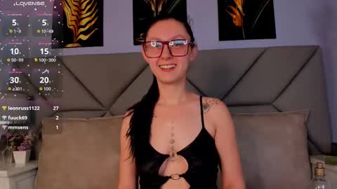 Snapshot of isis1012 chatting on November 2025 02:28:02 PM isa online show from November 2025 02:28:02 PM