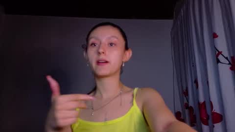 Snapshot of isis1012 chatting on February 2026 12:20:02 AM isa online show from February 2026 12:20:02 AM