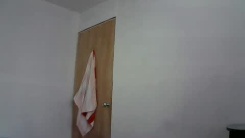 Snapshot of isis_pink chatting on January 2025 01:58:01 PM Alaya online show from January 2025 01:58:01 PM