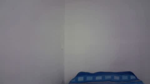 Snapshot of isis_pink chatting on February 2025 03:09:01 PM Alaya online show from February 2025 03:09:01 PM