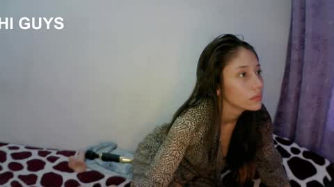 Snapshot of isis_pink chatting on February 2025 10:36:01 PM Alaya online show from February 2025 10:36:01 PM