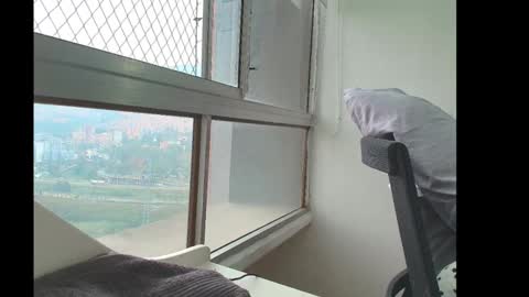 Snapshot of isis_pink chatting on February 2026 12:12:01 PM Alaya online show from February 2026 12:12:01 PM