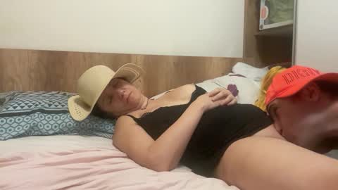 iskrenv online show from November 2025 10:25:02 PM