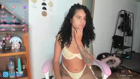 Isla Blue online show from July 2026 11:51:01 PM
