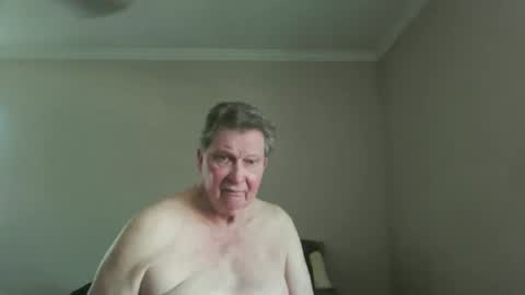 island625103 online show from May 2026 06:36:02 PM