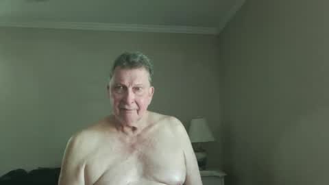 island625103 online show from May 2026 09:33:01 PM