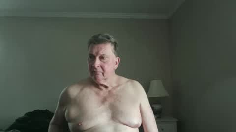 island625103 online show from May 2026 08:39:02 PM