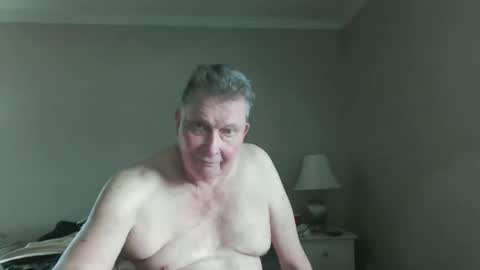 island625103 online show from May 2026 09:56:02 PM