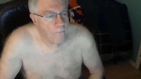 Snapshot of islesman22 chatting on December 2024 10:28:02 AM islesman22 online show from December 2024 10:28:02 AM