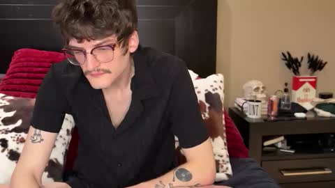 Snapshot of isocialmedia chatting on March 2026 02:45:01 PM isocialmedia online show from March 2026 02:45:01 PM