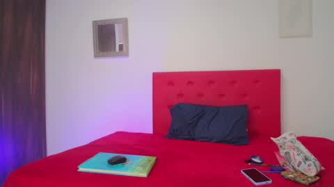 issa_kitty online show from December 2024 03:22:01 PM