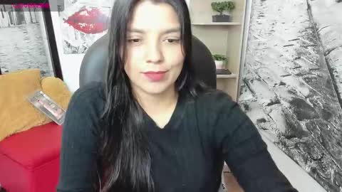 Issa  online show from November 2025 02:27:02 PM