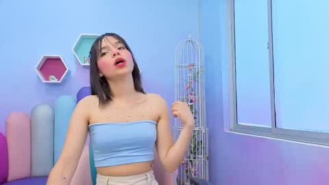 Snapshot of issa_skinny_ chatting on October 2025 11:33:01 AM Issa Skinny online show from October 2025 11:33:01 AM