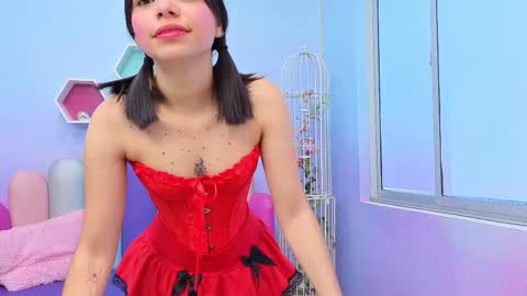 Snapshot of issa_skinny_ chatting on October 2025 11:32:02 AM Issa Skinny online show from October 2025 11:32:02 AM