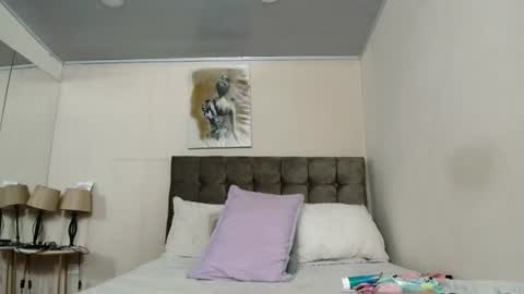 issabellajones online show from July 2026 12:08:02 PM