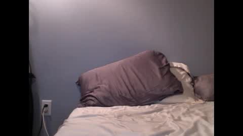 Snapshot of issalooker chatting on December 2024 11:57:02 AM Marshall online show from December 2024 11:57:02 AM