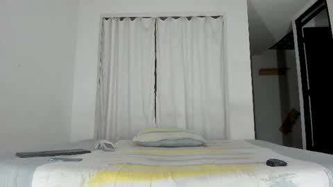 Isabella  online show from June 2026 06:48:02 AM