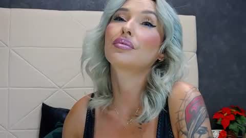 IssaSmyth online show from July 2026 07:21:01 AM