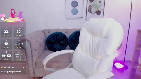 issi_loren online show from December 2025 06:57:02 PM