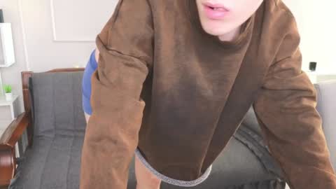 Snapshot of istairee chatting on January 2025 09:48:01 AM Maks online show from January 2025 09:48:01 AM