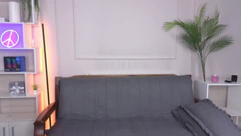 Snapshot of istairee chatting on January 2025 12:42:01 PM Maks online show from January 2025 12:42:01 PM