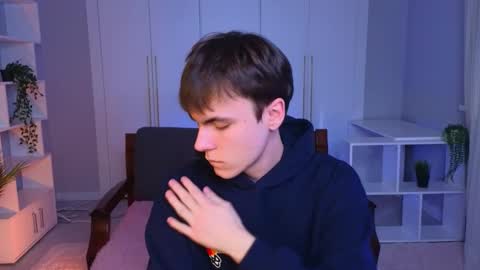 Snapshot of istairee chatting on February 2025 10:19:01 AM Maks online show from February 2025 10:19:01 AM