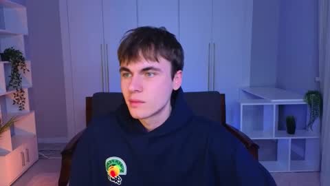 Snapshot of istairee chatting on February 2025 01:22:01 PM Maks online show from February 2025 01:22:01 PM