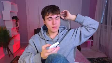 Snapshot of istairee chatting on February 2025 09:37:01 AM Maks online show from February 2025 09:37:01 AM