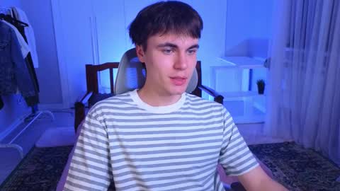 Snapshot of istairee chatting on February 2025 01:55:02 PM Maks online show from February 2025 01:55:02 PM