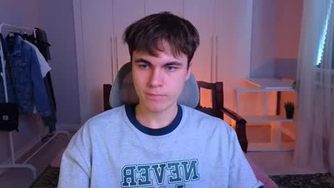 Snapshot of istairee chatting on February 2025 09:11:02 AM Maks online show from February 2025 09:11:02 AM