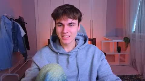 Snapshot of istairee chatting on March 2025 09:38:01 AM Maks online show from March 2025 09:38:01 AM