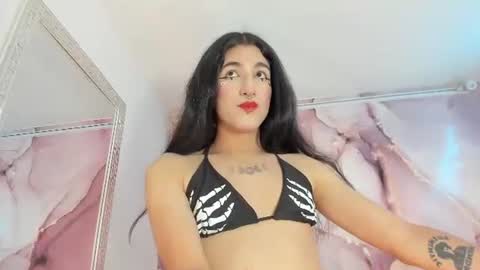 istina_uwu online show from June 2026 09:13:02 PM