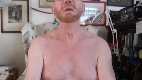 Snapshot of isubmissiveslut chatting on June 2026 12:02:02 AM ImYourBitch online show from June 2026 12:02:02 AM