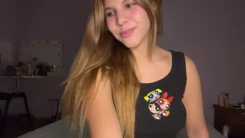 Snapshot of isyourgirlisabella chatting on March 2026 10:27:01 PM isabella online show from March 2026 10:27:01 PM