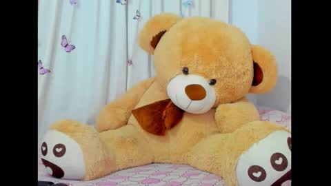 Snapshot of itahisa_sweet chatting on October 2025 02:13:01 AM Itahisa sweet online show from October 2025 02:13:01 AM