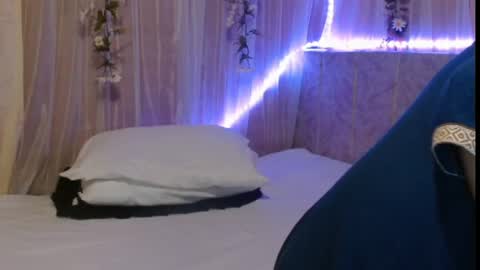 Itala Gomez online show from March 2025 12:21:01 AM