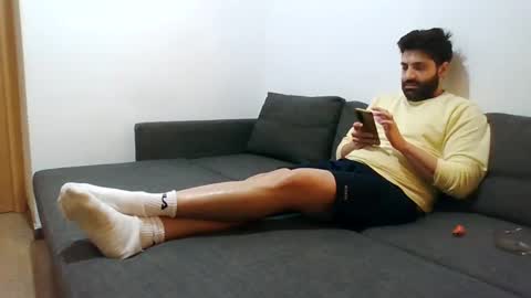 italianboybcn online show from January 2025 08:18:02 AM