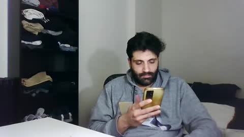 italianboybcn online show from January 2025 11:39:02 PM